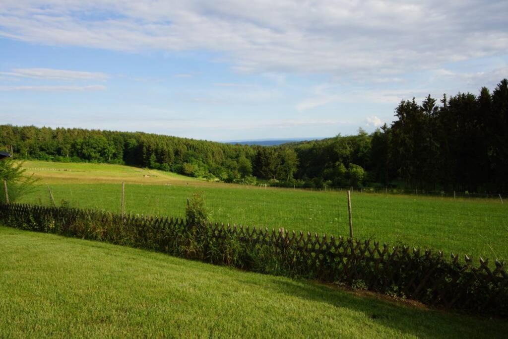 Ruhe Oase Mit Tollem Fernblick Inmitten Der Natur Limbach  Exterior photo